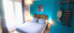 EntreLac&Océan-Chambre d'hôtes-Entrée et Terrasse privée-cyclotouristes et motards bienvenus